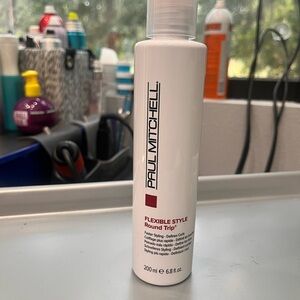 Paul Mitchell Flexible Style Round Trip in White